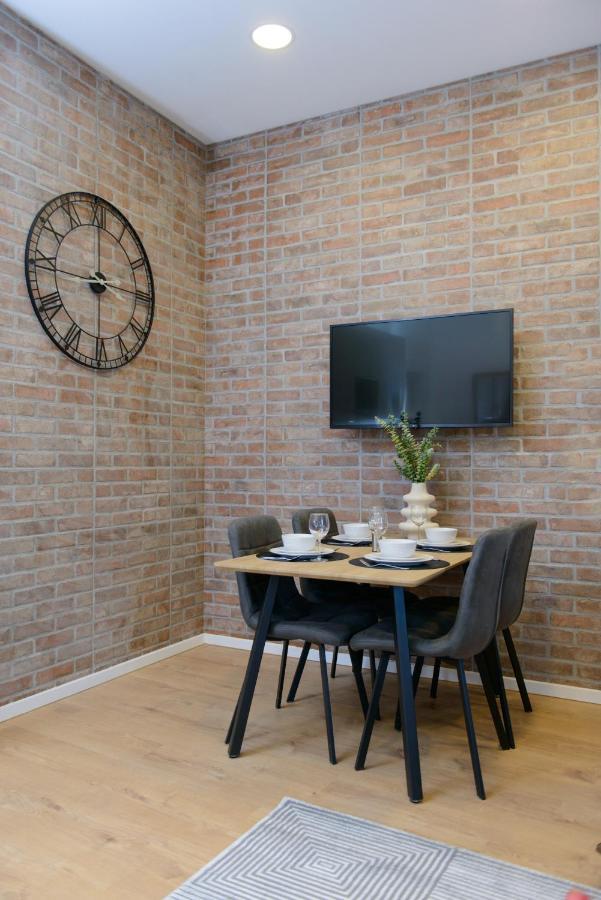La Vienna Suites - Apartments Hauptbahnhof Bagian luar foto