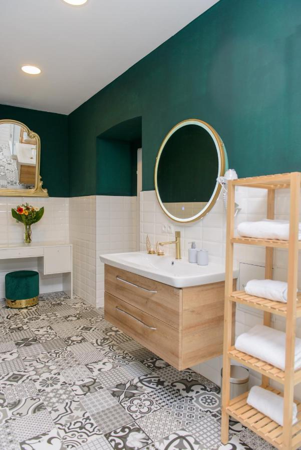 La Vienna Suites - Apartments Hauptbahnhof Bagian luar foto